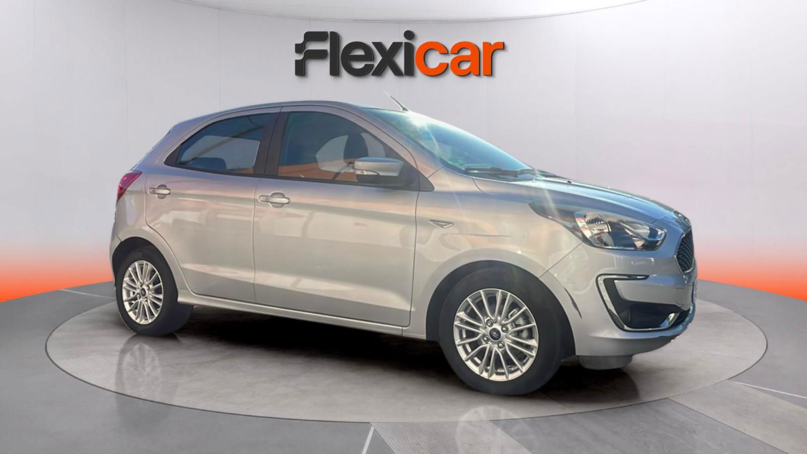 https://cdn-flexicar.caraffinity.it/public_appraisal_images_pro/images/stock/168488/Vtq6jQk5XN__WhatsApp Image 2025-09-25 at 12.19.07 (16).jpeg